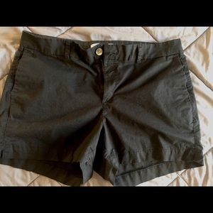 Relaxed Mid-Rise Everyday Shorts